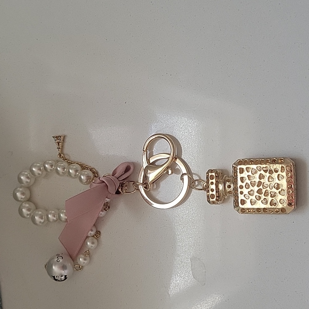 BAG CHARM - Picture 5 of 6